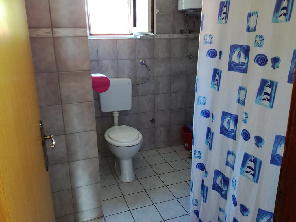 Apartments Andela Starigrad Paklenica Exterior foto